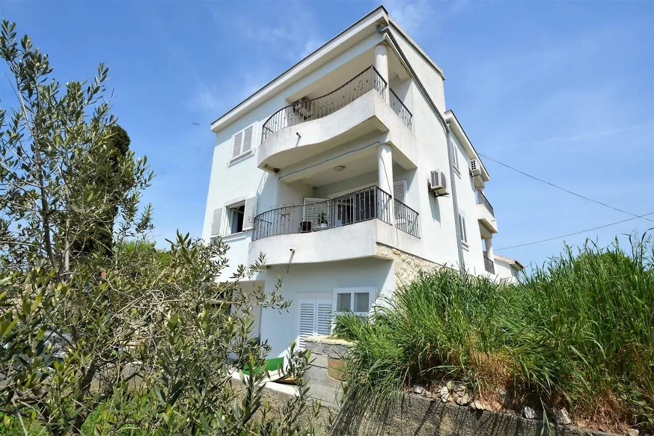 Apartments Miro Petrčane 0*,  Croacia