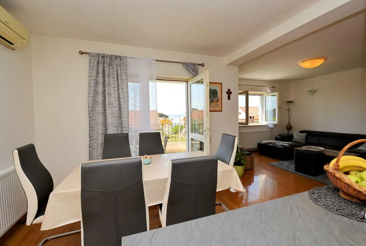Apartments Miro Petrčane 0*,  Croacia