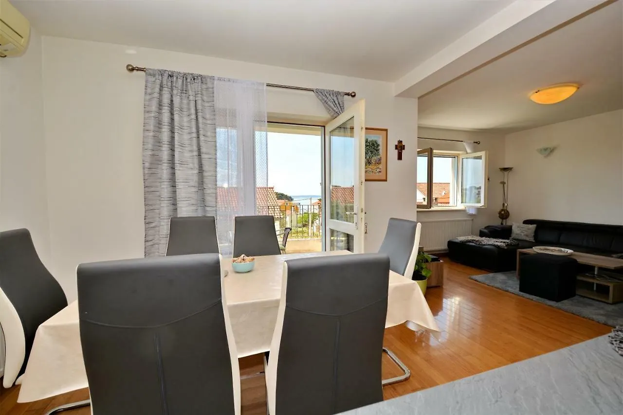 Apartments Miro Petrčane Croacia
