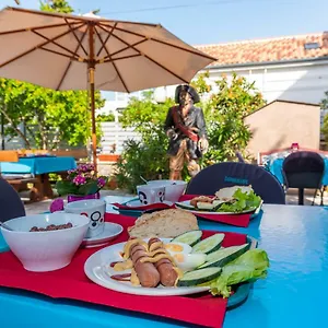 3* Bed & Breakfast Pansion Pirat